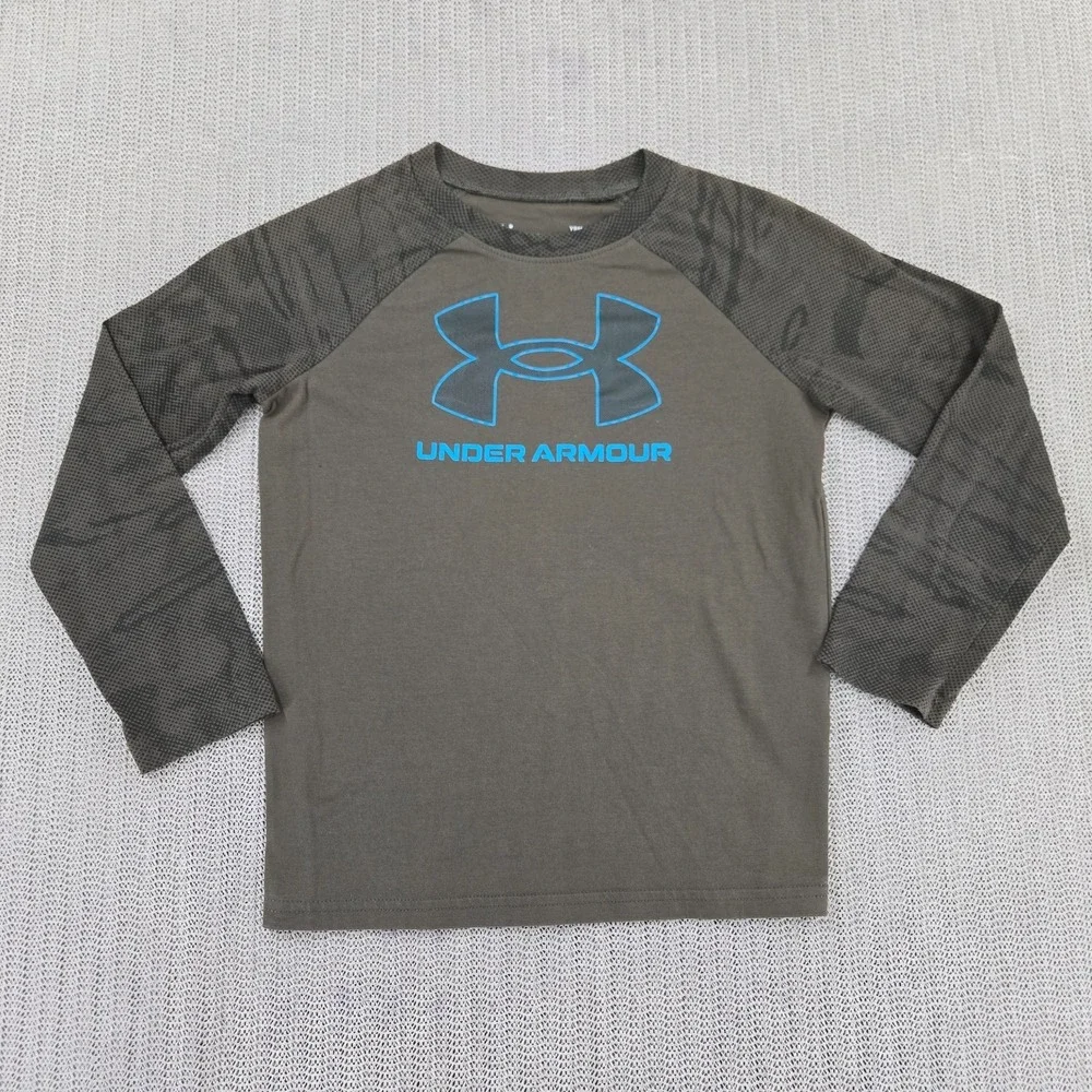 Under Armour Shirt Boys Youth Small Green Camo Loose Fit Long Sleeve Outdoor